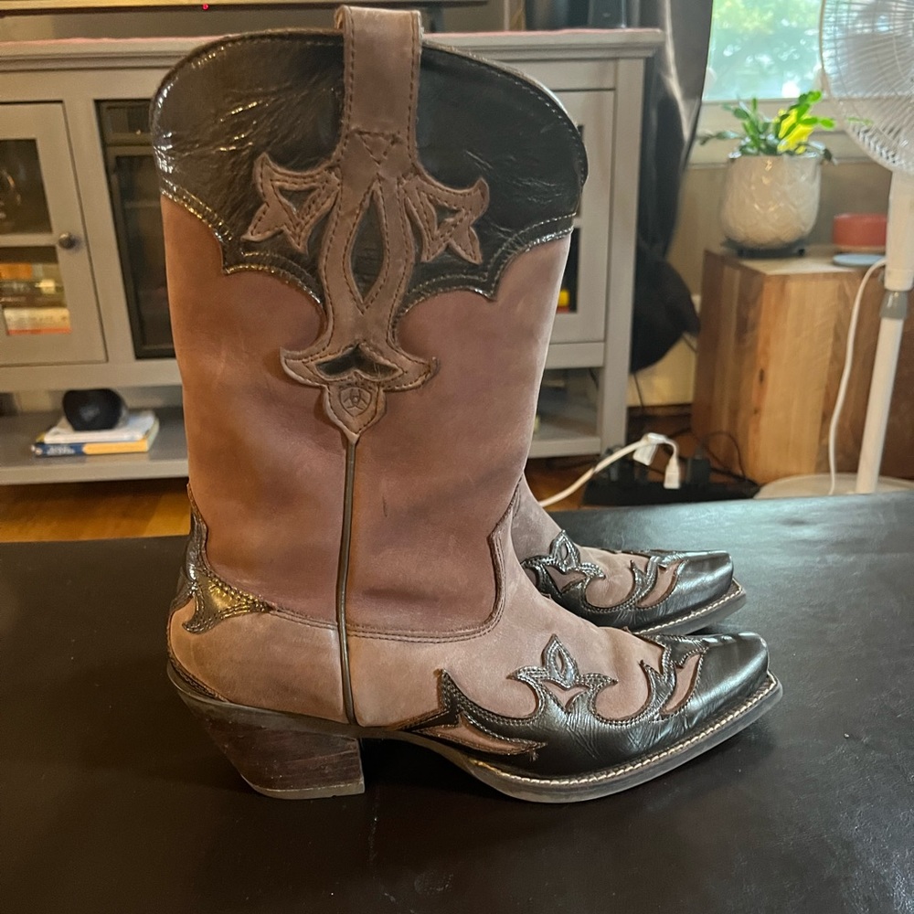 Ariat Brown Leather Cowboy Boots 7M